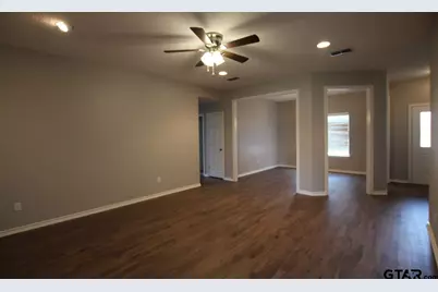 103 Courtney, Bullard, TX 75757 - Photo 5