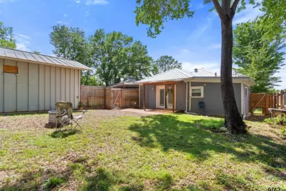 310 N Line St, Mineola, TX 75773 - Photo 23