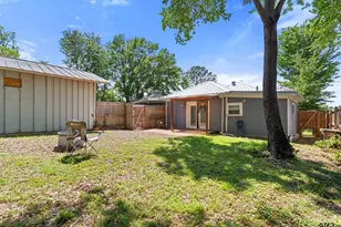 310 N Line St, Mineola, TX 75773 - Photo 23