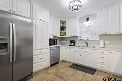 9303 Londonderry Dr, Tyler, TX 75703 - Photo 13