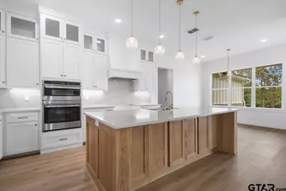 17249 Woodcrest Cir, Lindale, TX 75771 - Photo 9