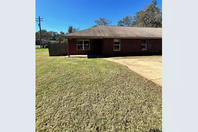 105 Beulah St Unit B, Troup, TX 75789 - Photo 3