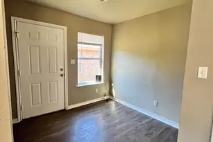 105 Beulah St Unit B, Troup, TX 75789 - Photo 9
