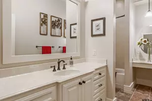 1881 Valley View, Tyler, TX 75703 - Photo 13