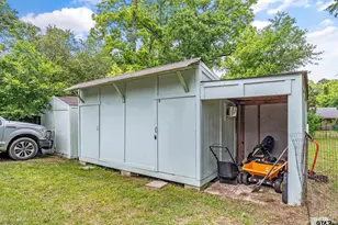 258 SW 6th St, Rusk, TX 75785 - Photo 3