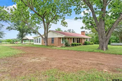 881 Vz County Road 4605, Ben Wheeler, TX 75754 - Photo 9