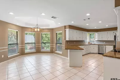 4509 Lakeside Drive, Mt Pleasant, TX 75455 - Photo 7