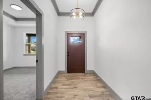16326 Crossing Cir, Lindale, TX 75771 - Photo 13