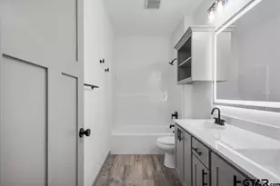 16326 Crossing Cir, Lindale, TX 75771 - Photo 29