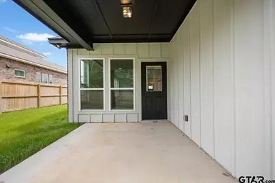 16326 Crossing Circle, Lindale, TX 75771 - Photo 37