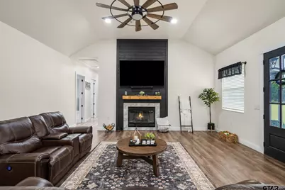 15703 County Road 2854, Eustace, TX 75124 - Photo 5