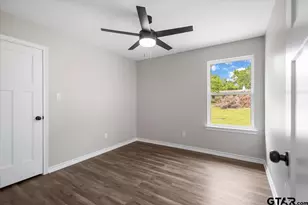 505 S Joy St, Troup, TX 75789 - Photo 17