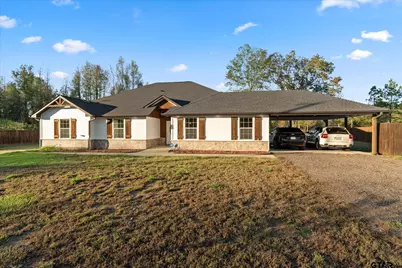 70 Prosperity Dr, Pittsburg, TX 75686 - Photo 1