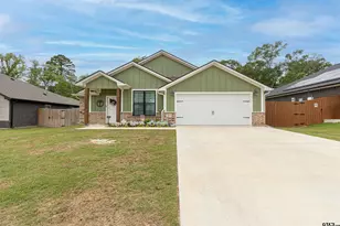 16210 Crossing Cir, Lindale, TX 75771 - Photo 1