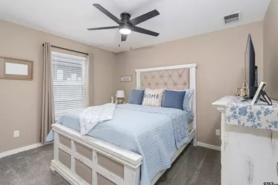 16210 Crossing Circle, Lindale, TX 75771 - Photo 15