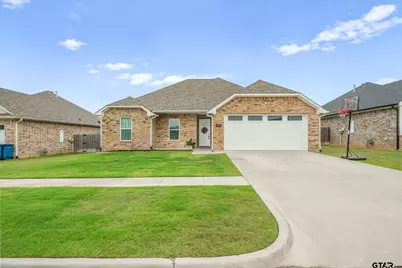 1707 Forestdale Boulevard, Whitehouse, TX 75791 - Photo 1