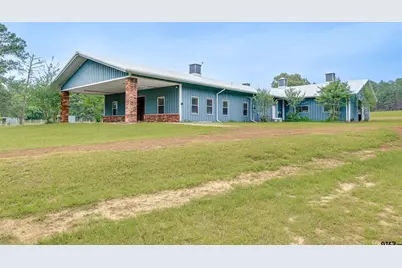 9689 E Fm 837, Palestine, TX 75803 - Photo 31