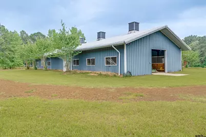 9689 E Fm 837, Palestine, TX 75803 - Photo 43