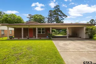 714 Marshall St, Carthage, TX 75633 - Photo 1