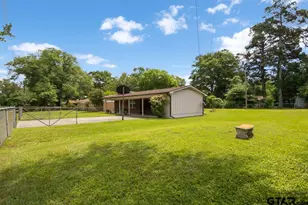 714 Marshall St, Carthage, TX 75633 - Photo 5