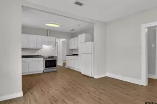 1409 N Carlyle Ave, Tyler, TX 75702 - Photo 9