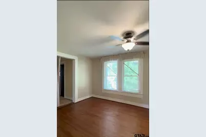 1302 S Main St, Henderson, TX 75654 - Photo 17