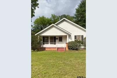 1302 S Main St, Henderson, TX 75654 - Photo 1