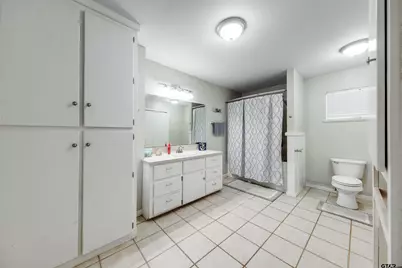 207 Lakeshore Dr., Palestine, TX 75801 - Photo 11