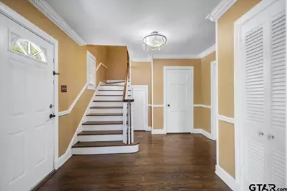 2002 Robertson Ave, Tyler, TX 75701 - Photo 5