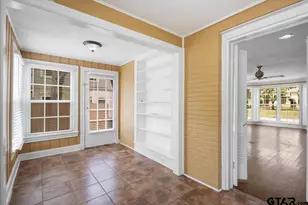2002 Robertson Ave, Tyler, TX 75701 - Photo 13