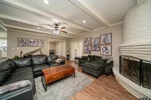 317 E Robinwood, White Oak, TX 75693 - Photo 13