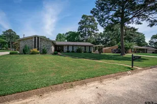 317 E Robinwood, White Oak, TX 75693 - Photo 7