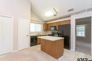 1767 Eaglewood Drive, Tyler, TX 75703 - Photo 9