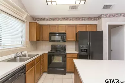 1767 Eaglewood Dr., Tyler, TX 75703 - Photo 11