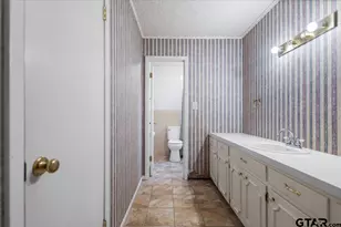 412 Angelina St, Jacksonville, TX 75766 - Photo 37