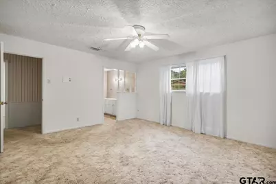 412 Angelina St, Jacksonville, TX 75766 - Photo 35