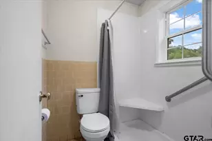 412 Angelina St, Jacksonville, TX 75766 - Photo 39