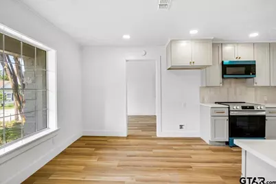 1513 E Lawrence St, Tyler, TX 75702 - Photo 7