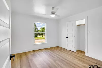 1513 E Lawrence St, Tyler, TX 75702 - Photo 15