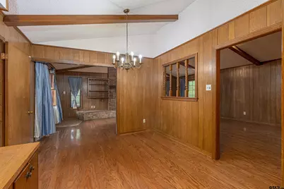 2930 Roanoke Ln, Tyler, TX 75701 - Photo 9