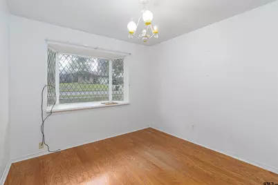 2930 Roanoke Ln, Tyler, TX 75701 - Photo 15