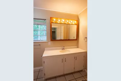 209 Miles St, Longview, TX 75605 - Photo 19