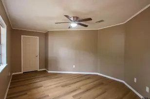 209 Miles St, Longview, TX 75605 - Photo 27