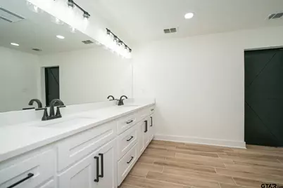 1503 Waterlily Ln, Longview, TX 75604 - Photo 29