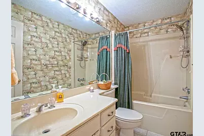 307 Bosque St, Chandler, TX 75758 - Photo 17