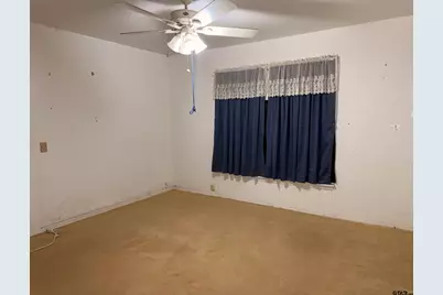 213 E Magnolia Dr, Mt Pleasant, TX 75455 - Photo 7