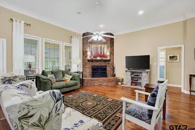 1448 W Tanglewood Dr, Hideaway, TX 75771 - Photo 3