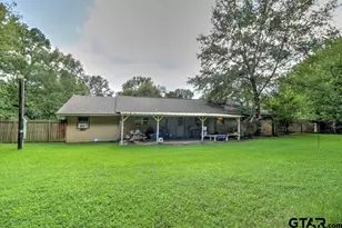 239 Homer, Wells, TX 75976 - Photo 5