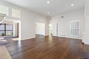 842 Ashford Ct, Tyler, TX 75703 - Photo 3