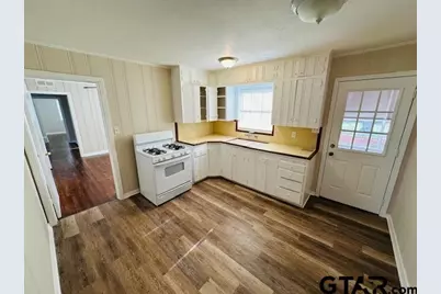 1224 S Azalea Dr, Tyler, TX 75701 - Photo 5